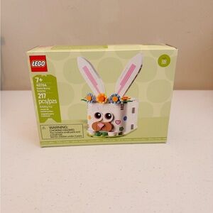 Brand New LEGO Limited Edition Easter Bunny with Pink and White Accents